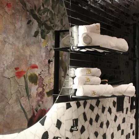 Top Suite 4*