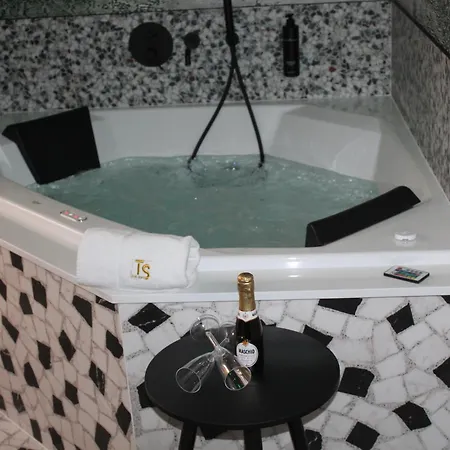 Bed & Breakfast Top Suite 4*